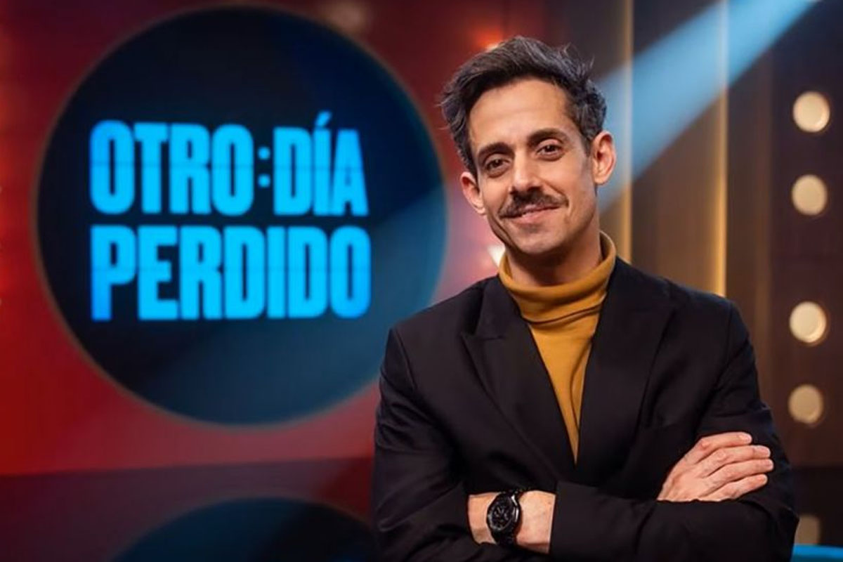 Foto de Rada en el estudio de "Otro Día Perdido".